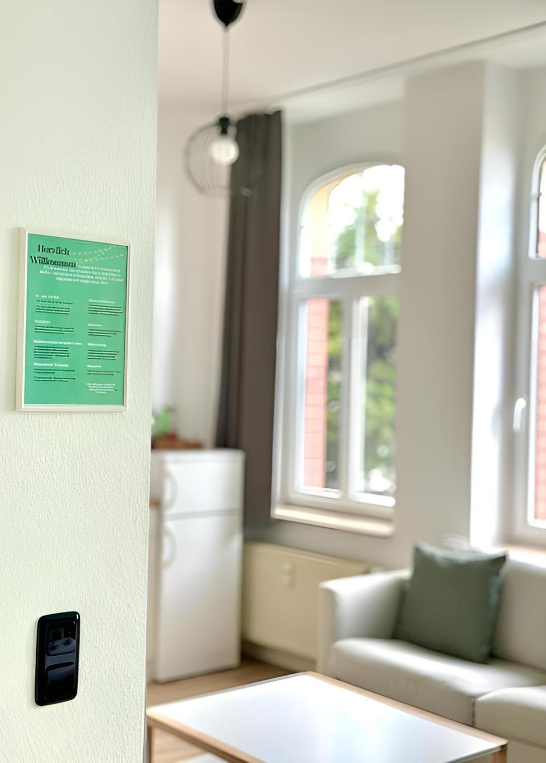 Raha Apartments - Modernes Studio-Apartment - Hbf - Gratis Parkplatz Erfurt Exterior photo